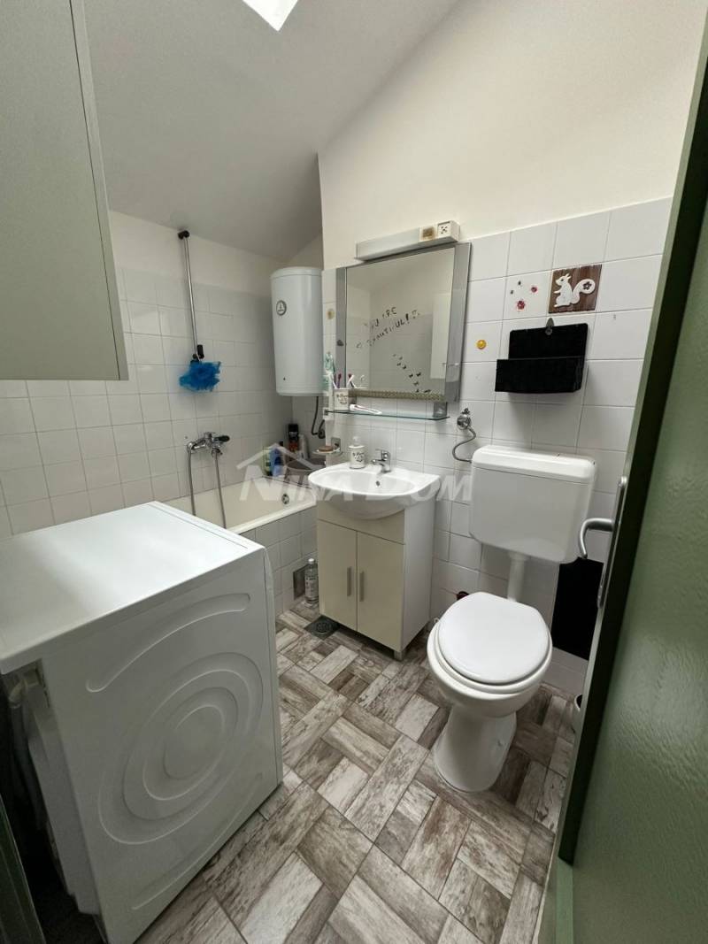 Zariadený byt 41,53 m² – 5. poschodie, balkón, výťah - 9