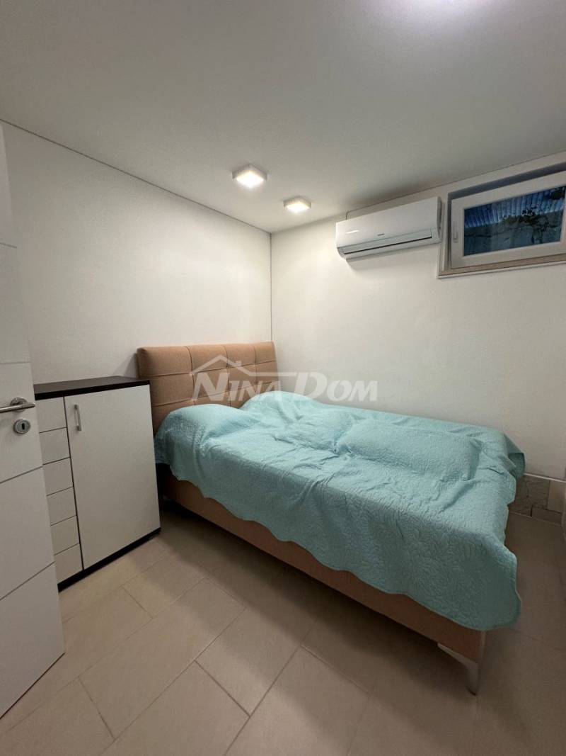 Zadar spacious duplex apartment with garden, terrace + 2 parking spaces - 11