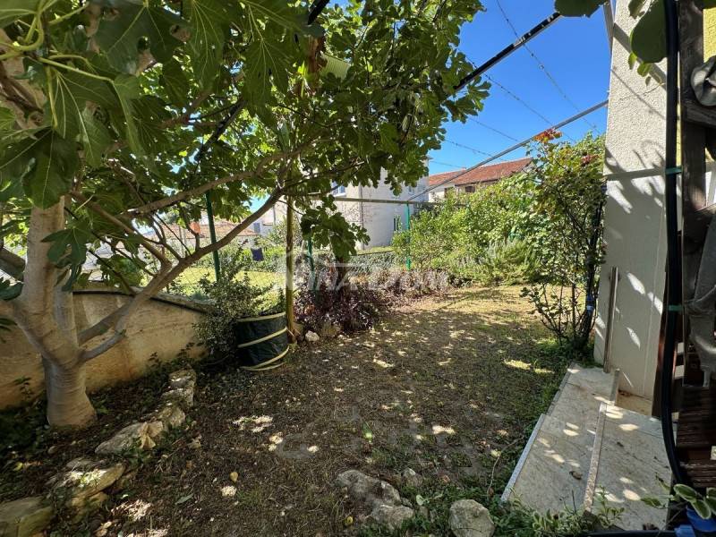 Zadar spacious duplex apartment with garden, terrace + 2 parking spaces - 13
