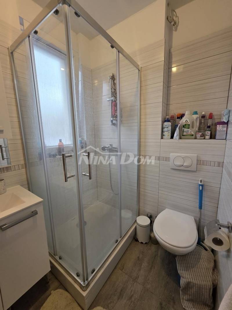 Prodaje se jednosoban stan sa vrtom u Zadru-Plovanija - 9