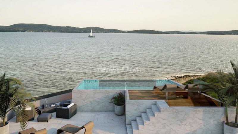 Luxurious apartment with garden and pool, FIRST ROW TO THE SEA in Sukošan! - 8