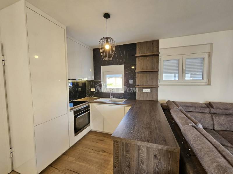 Petrići three bedroom apartment with garden, new building, furnished - 3