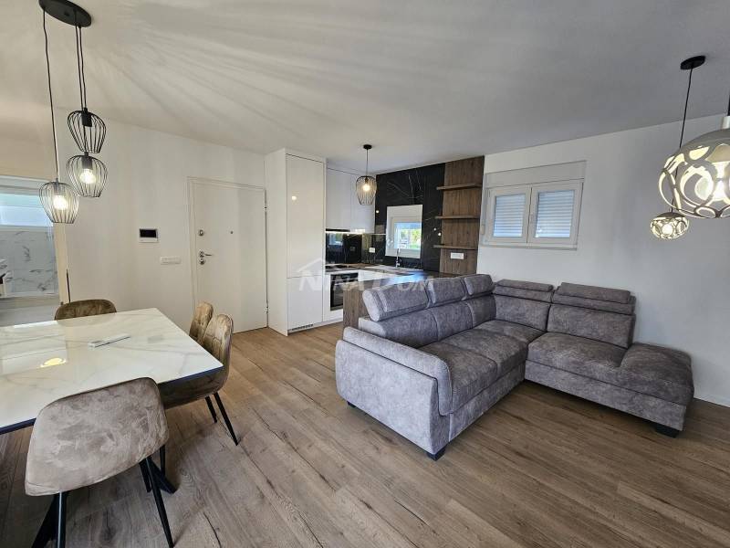 Petrići three bedroom apartment with garden, new building, furnished - 4