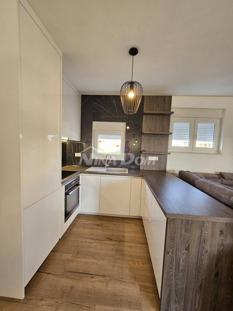 Petrići three bedroom apartment with garden, new building, furnished - 6