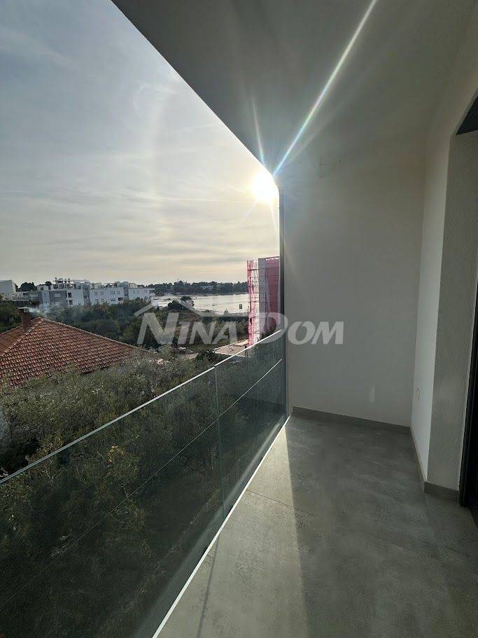 Zadar TOP location - 50 m from the beach | 2 bedrooms + living room + roof terrace 35.8 m² - 5