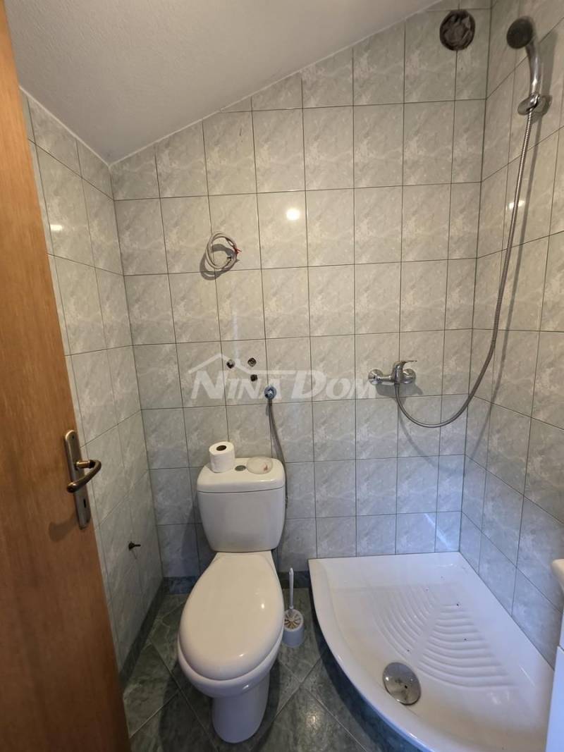 Dom Kali s tromi samostatnými apartmánmi a panoramatickým výhľadom - 7