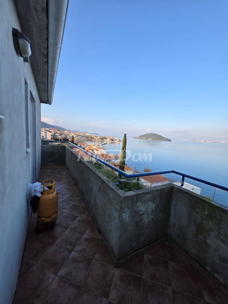 Kali house with three separate apartments and panoramic views - 1