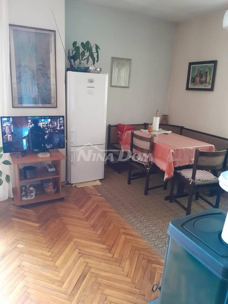 Dom Ugljan Batalaža na predaj s priestrannou záhradou - 6