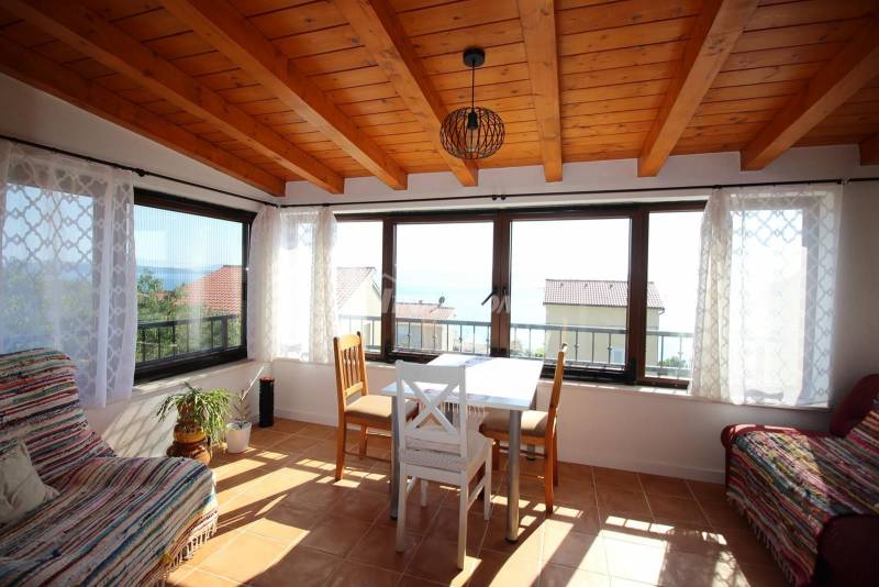 Otok Ugljan Guduće drugi red od mora - 9