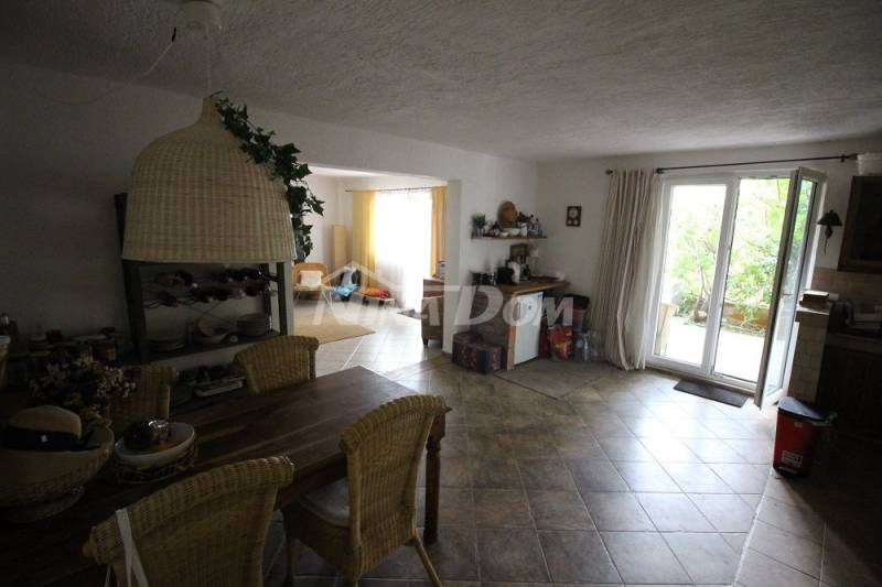 Property first row to the sea with additional land. - 13