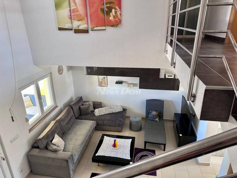 Close to the sea and beach, terraced house with a beautiful garden - 6