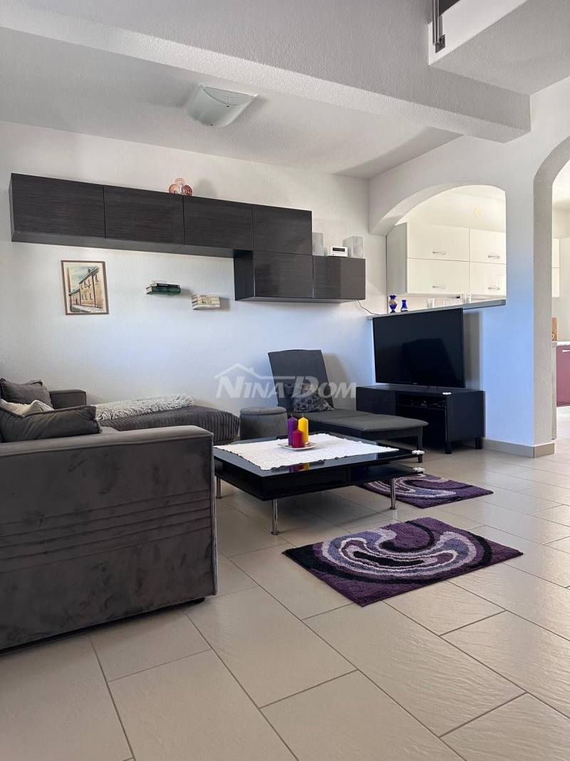 Close to the sea and beach, terraced house with a beautiful garden - 7