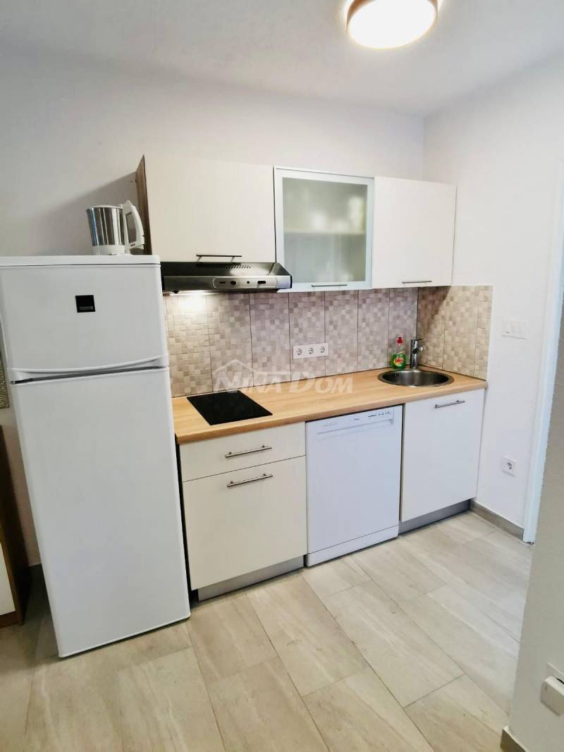 Terraced house with two separate apartments - 7