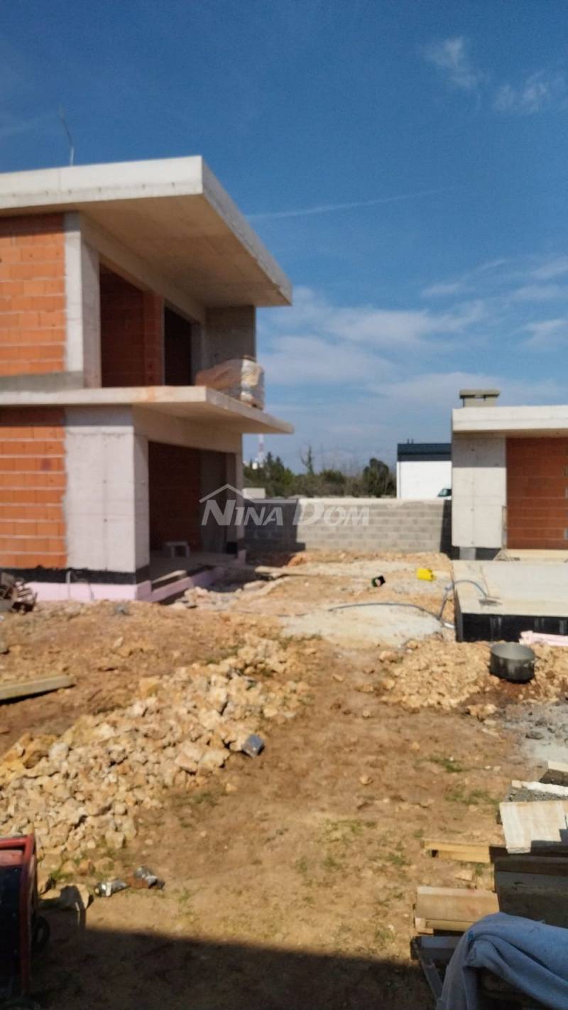 Villa s bazenom u izgradnji, mogućnosti kombinacije - 3