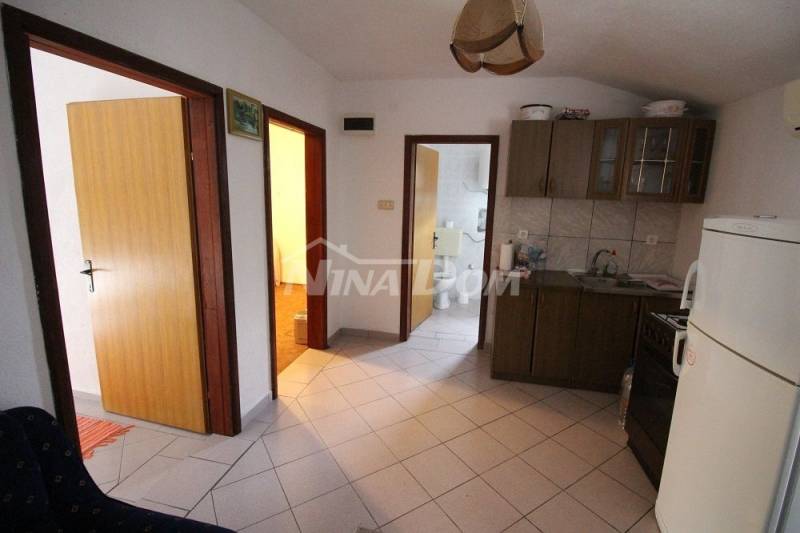 Semi-detached house with two apartments 550 meters from the sea. - 14