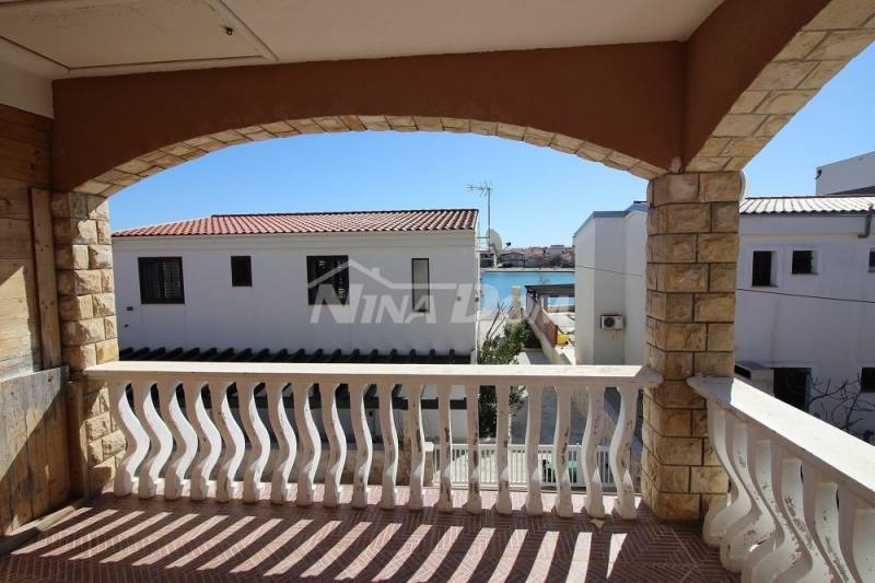 Semi-detached house with two beautiful separate apartments 50 meters from the sea. - 11