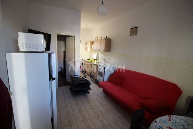 Close to the beach, semi-detached house with two apartments. - 7