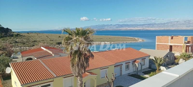 Beautifully decorated villa 80 meters from the sea in a quiet location. - 2