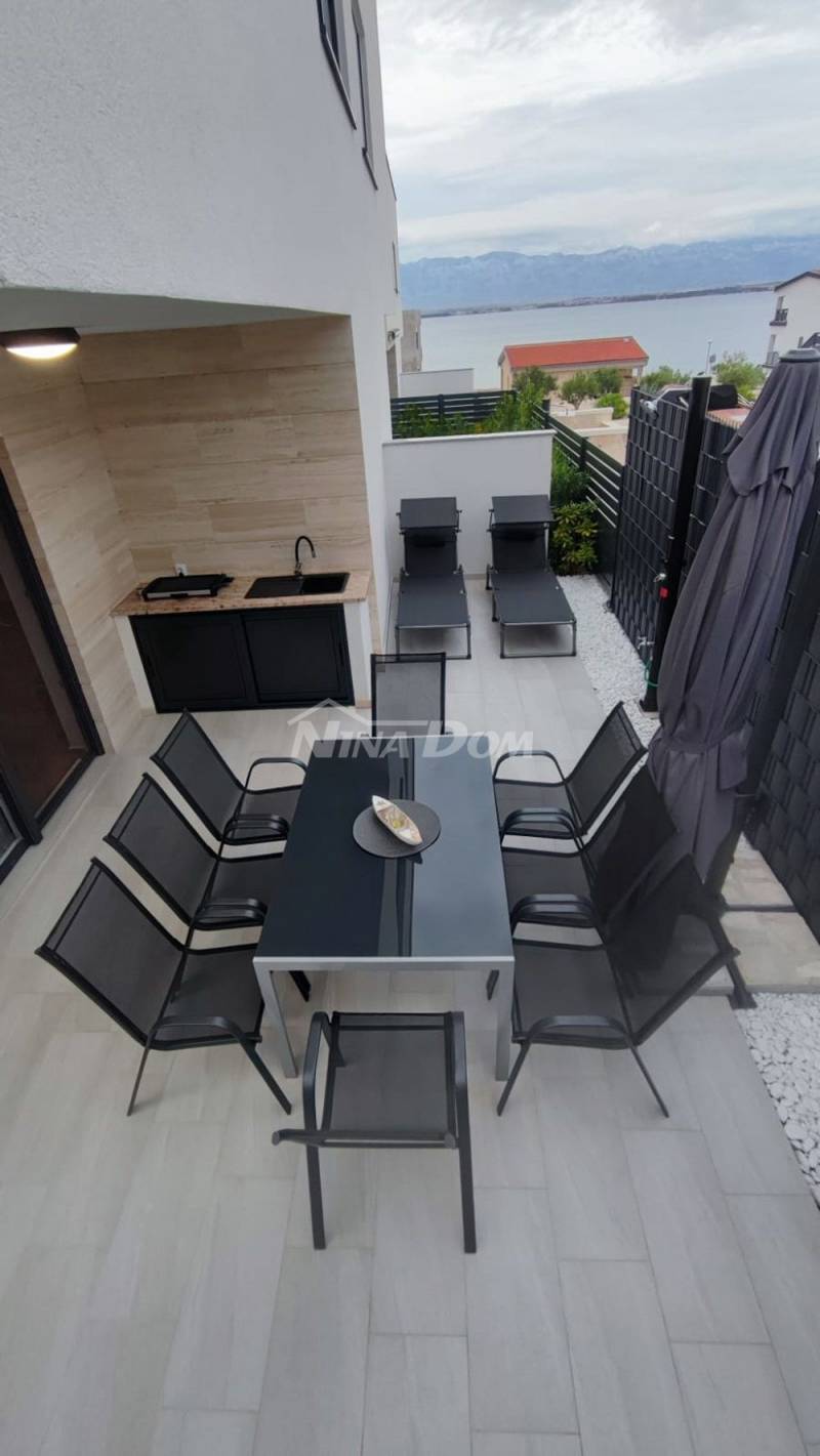 Lijepo uređena villa 80 met. do mora na mirnoj poziciji. - 6