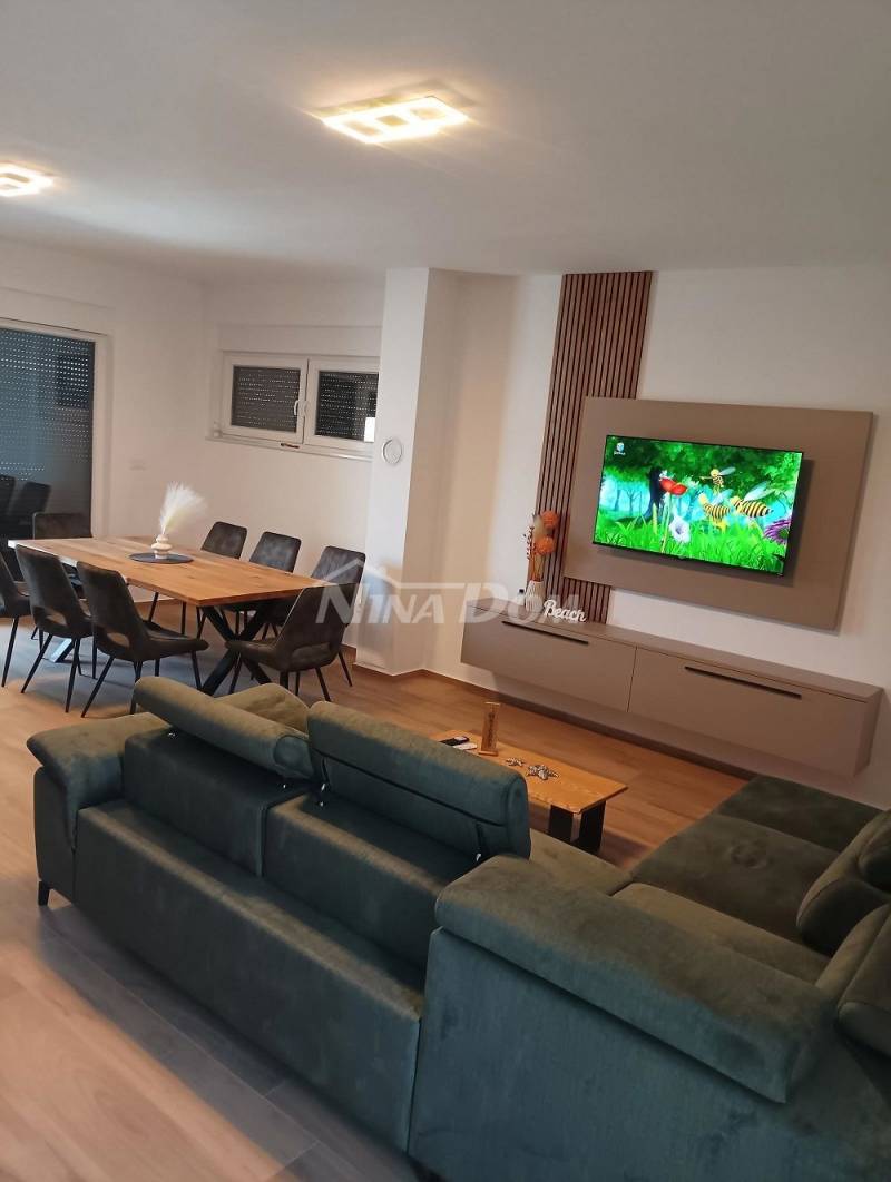 Lijepo uređena villa 80 met. do mora na mirnoj poziciji. - 12