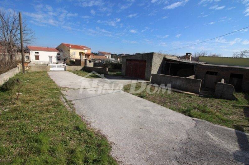 house in the village of Vir - 5