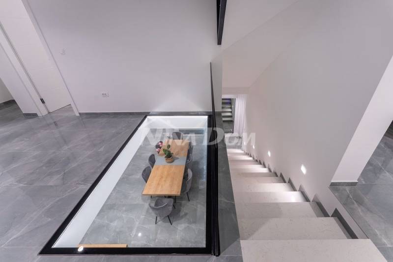 Luxury villa 1 row to the sea - 11