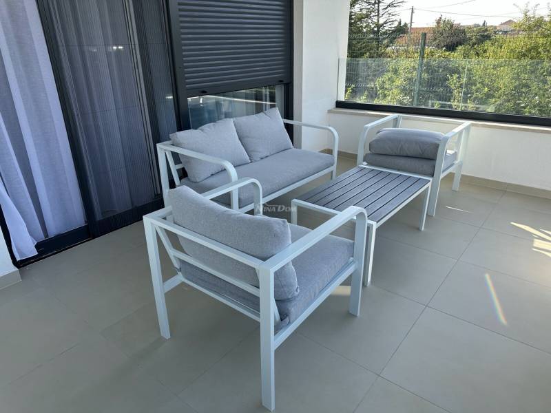 Ugljan luxury two-bedroom apartment with shared pool and summer kitchen - 13