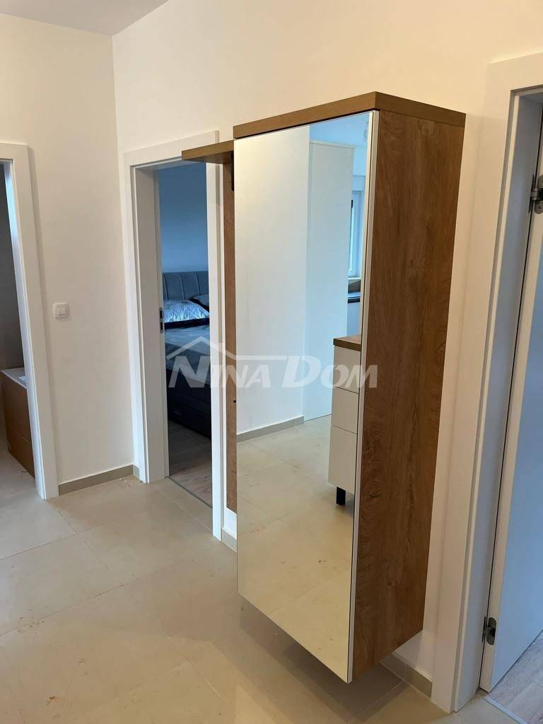 Ugljan luxury two-bedroom apartment with shared pool and summer kitchen - 15