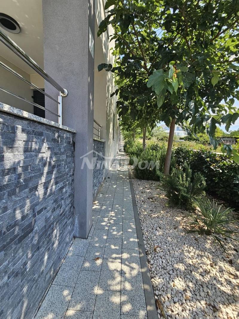 Kožino Penthouse private path to the sea - 7