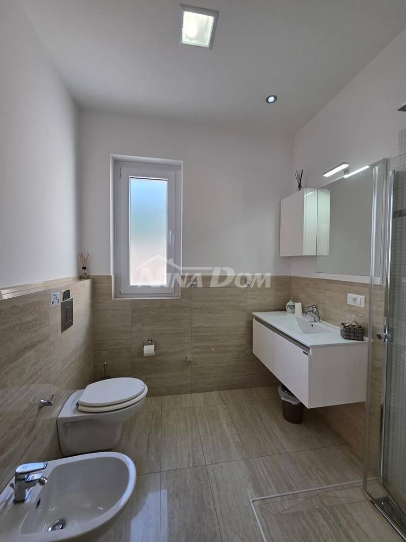 Brodarica luxury house with two separate apartments and an auxiliary building - 12