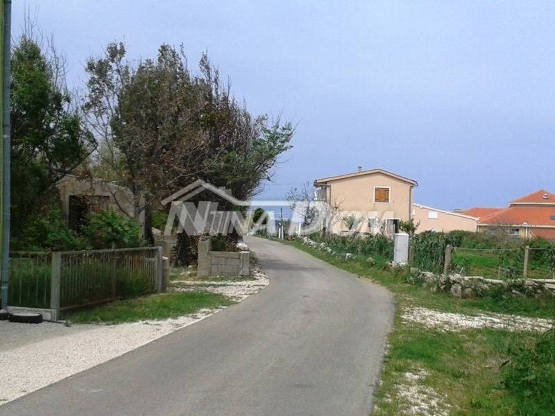 pozemek v obci Privlaka - 5