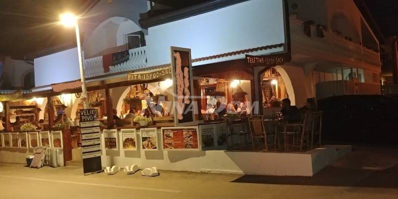 Stambeno poslovni objekt južna strana otoka Vira. - 1