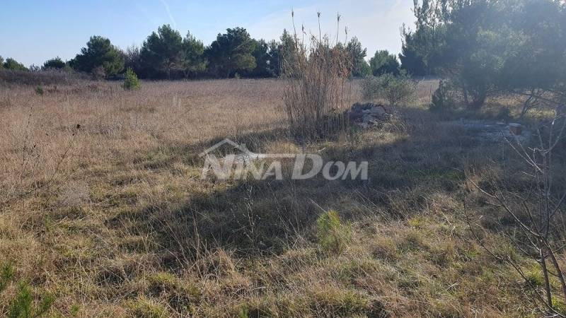 Orná pôda s dvoma prístupovými cestami - 8