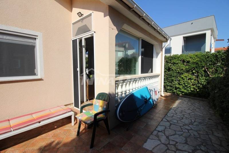 40 meters from the sea, detached single-storey house. - 6