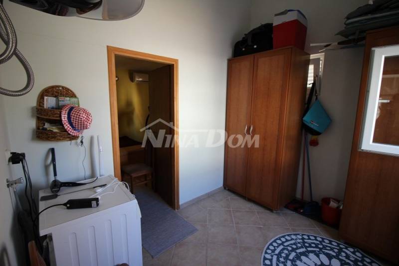 40 meters from the sea, detached single-storey house. - 12