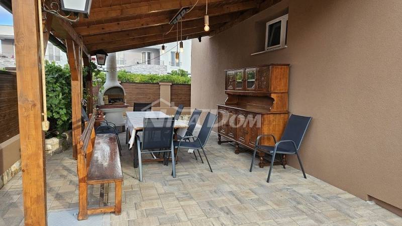Kompletne zrekonštruovaná nehnuteľnosť vo výbornej lokalite. - 7