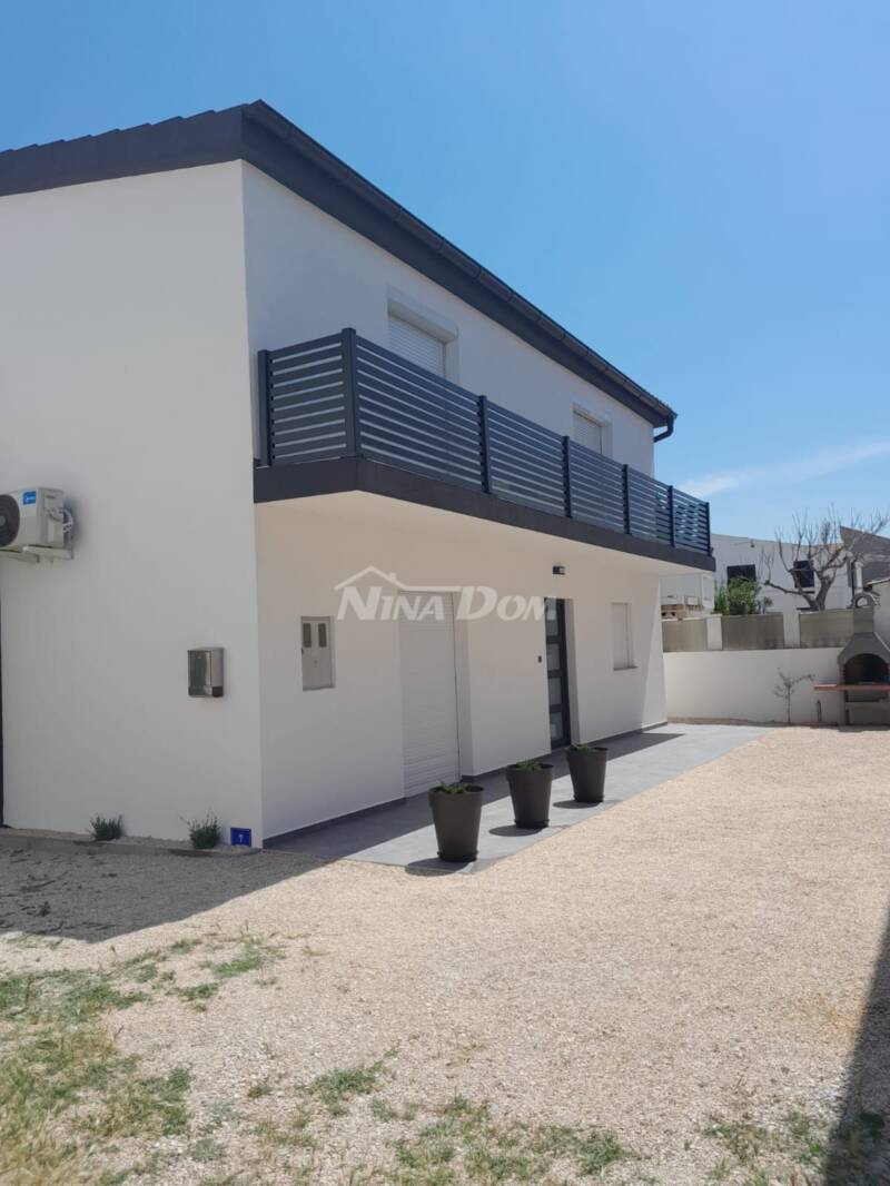 House 50 m from the sea, completely renovated on the outside, ground floor inside. - 15