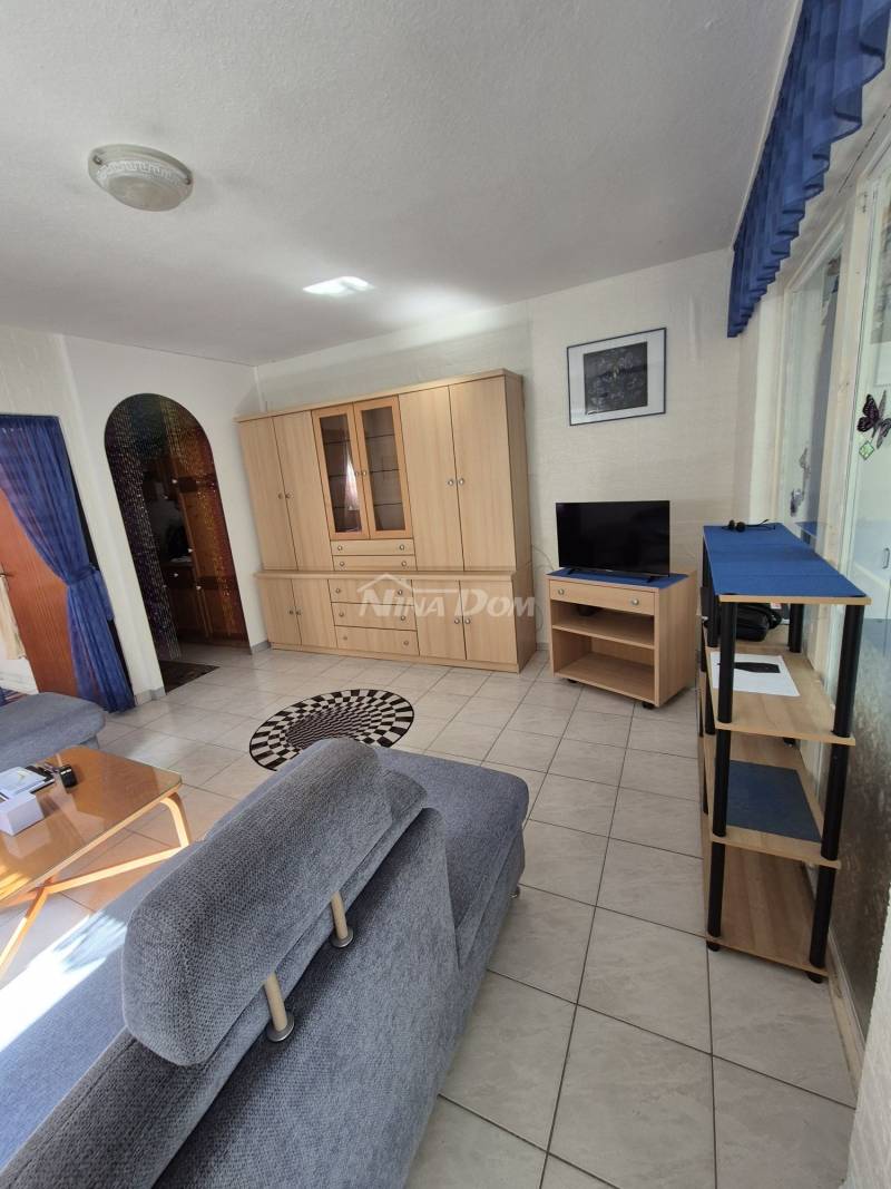 Family property with auxiliary building - 9
