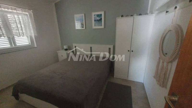 Rodinný dom s dvoma trojizbovými apartmánmi, blízko centra. - 14