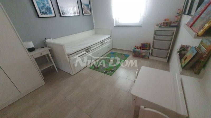 Family property with two three-bedroom apartments, close to the center. - 15