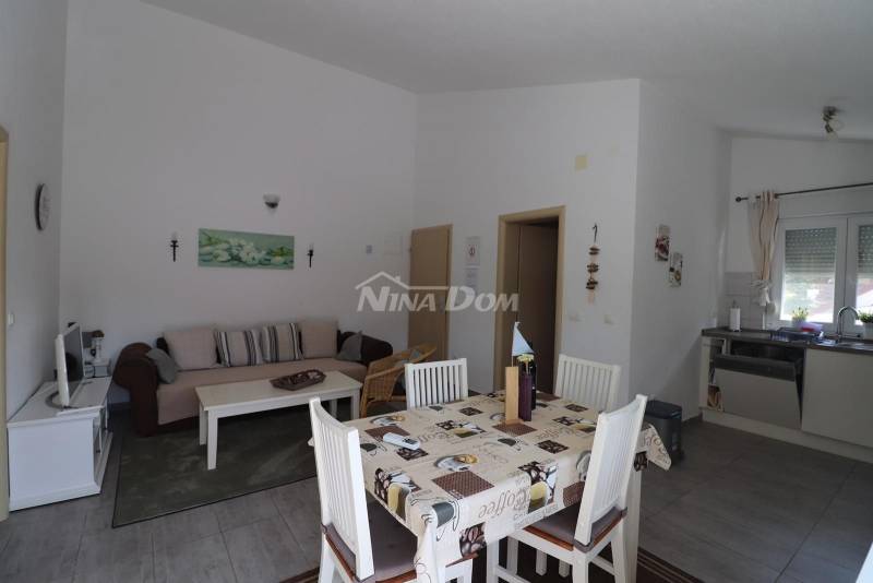 DETACHED PROPERTY WITH POOL (3 RESIDENTIAL UNITS) PRIVLAK - 12