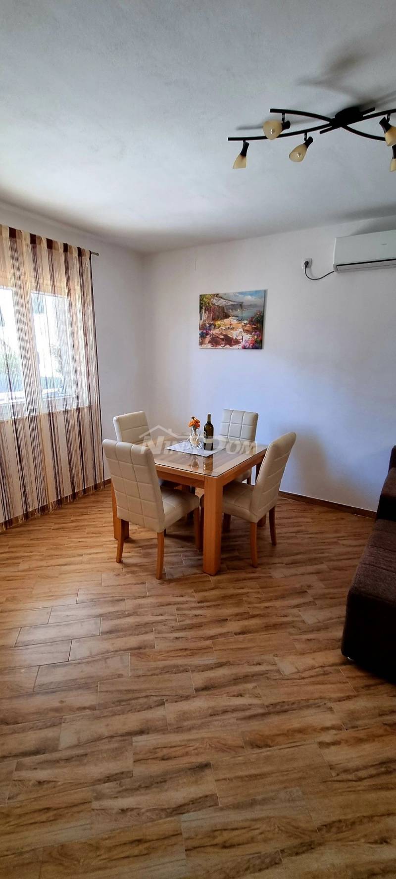 Property with two storey apartments 80 meters from the sea. - 5