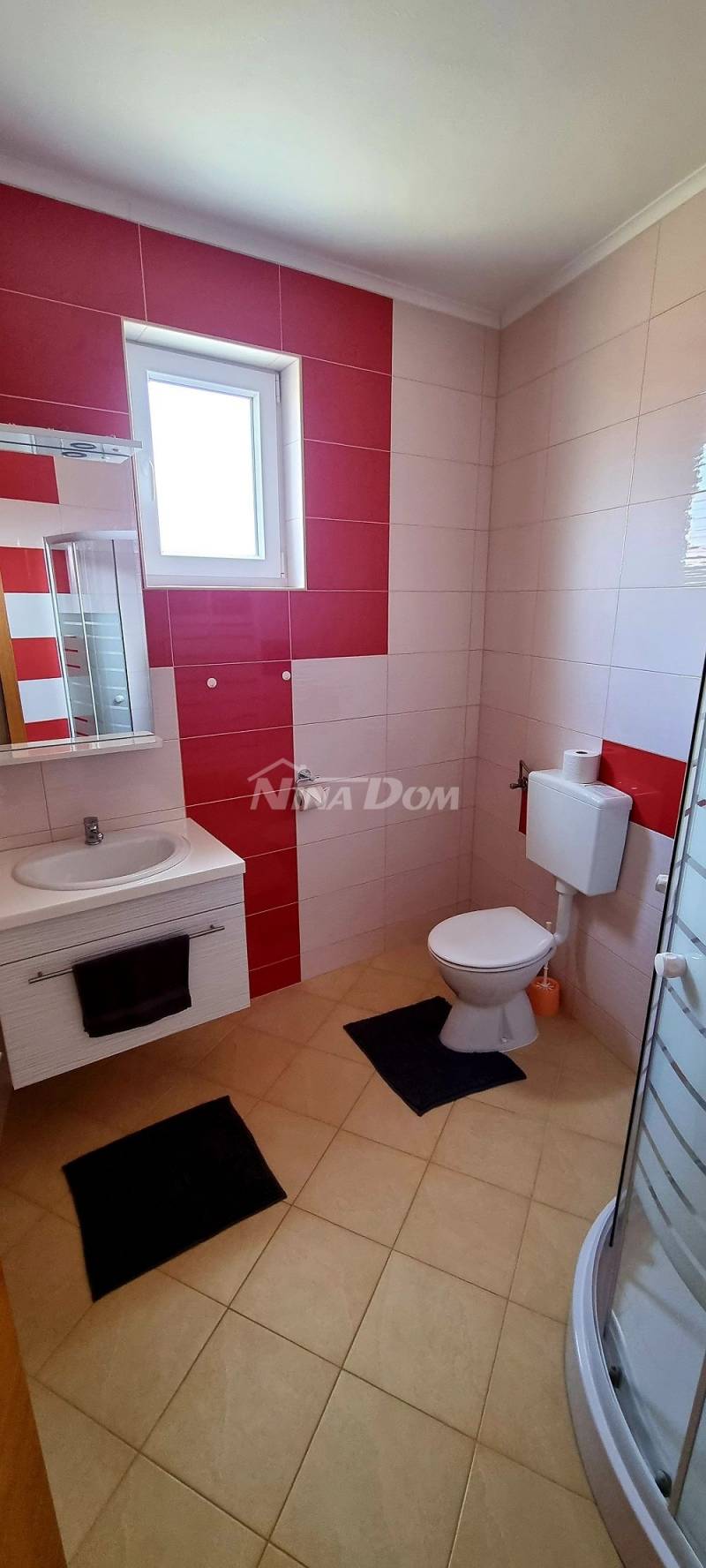 Property with two storey apartments 80 meters from the sea. - 15