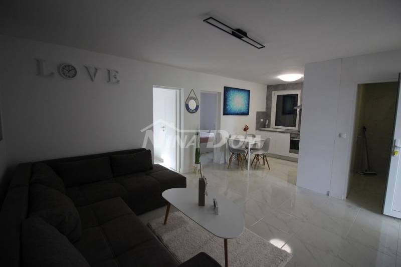 Beautifully decorated property 70 meters from the beach - 6
