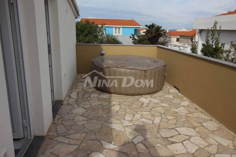 Beautifully decorated property 70 meters from the beach - 13