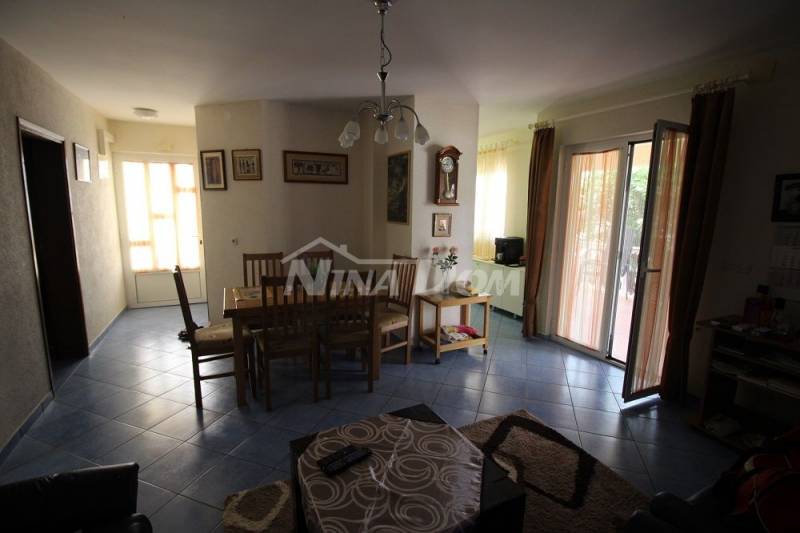 Detached property south side 120 meters to the beach - 10