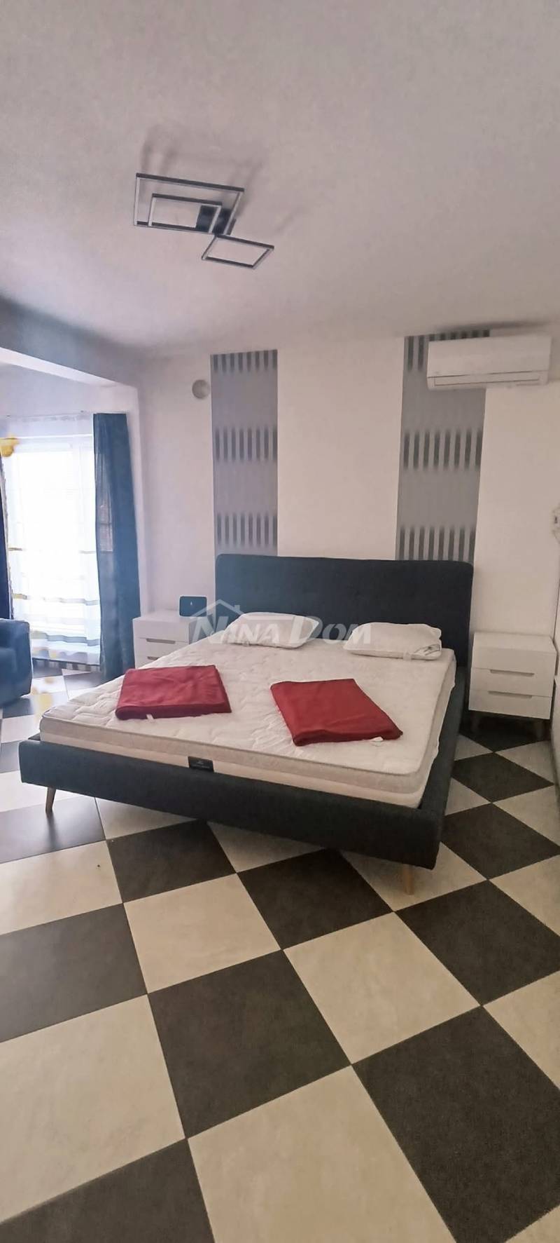 Južna strana 90 met.do mora apartmanska kuća s dvorištem - 6