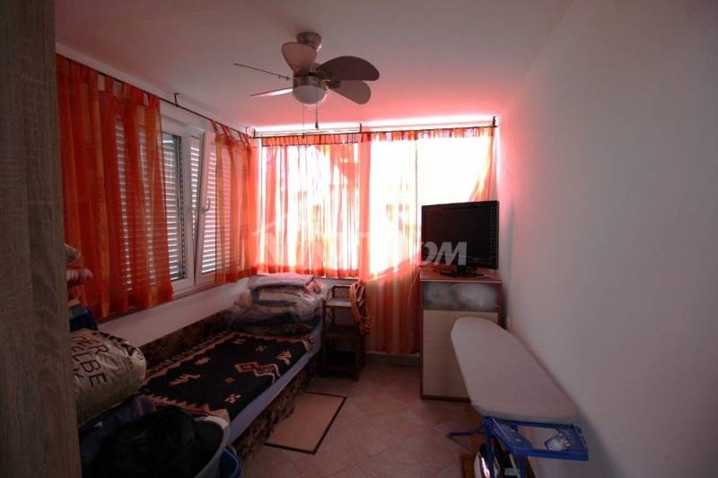 South side of the island of Vir, family property in a quiet location - 12