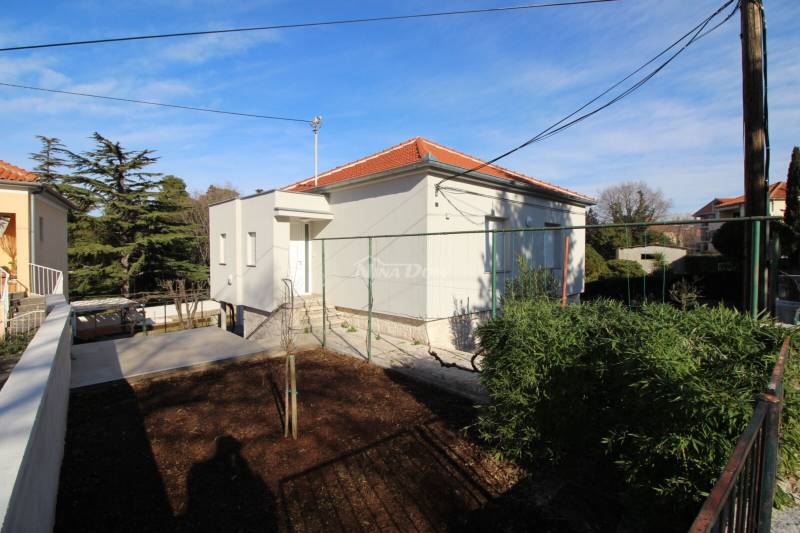 A house in an attractive location with a spacious garden - 3