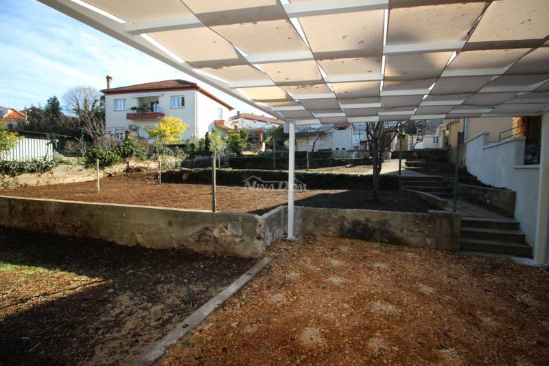 A house in an attractive location with a spacious garden - 7